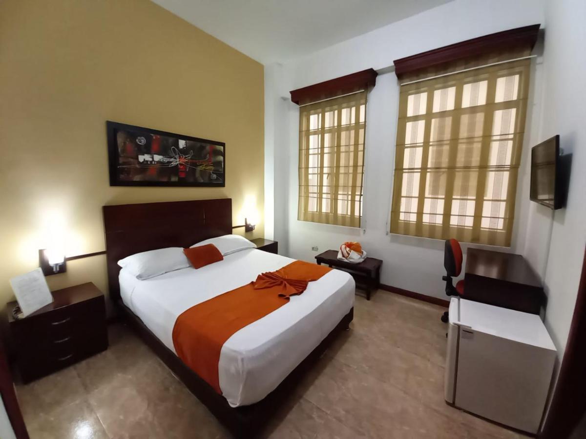 Hotel 721 Pereira Zewnętrze zdjęcie
